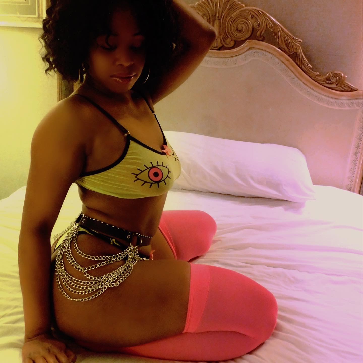 Ebony Live Webcam